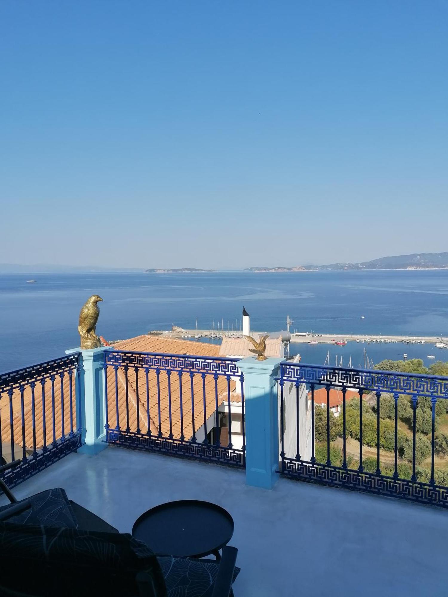 Apartment Evmenia Panoramic View & Sea Front *